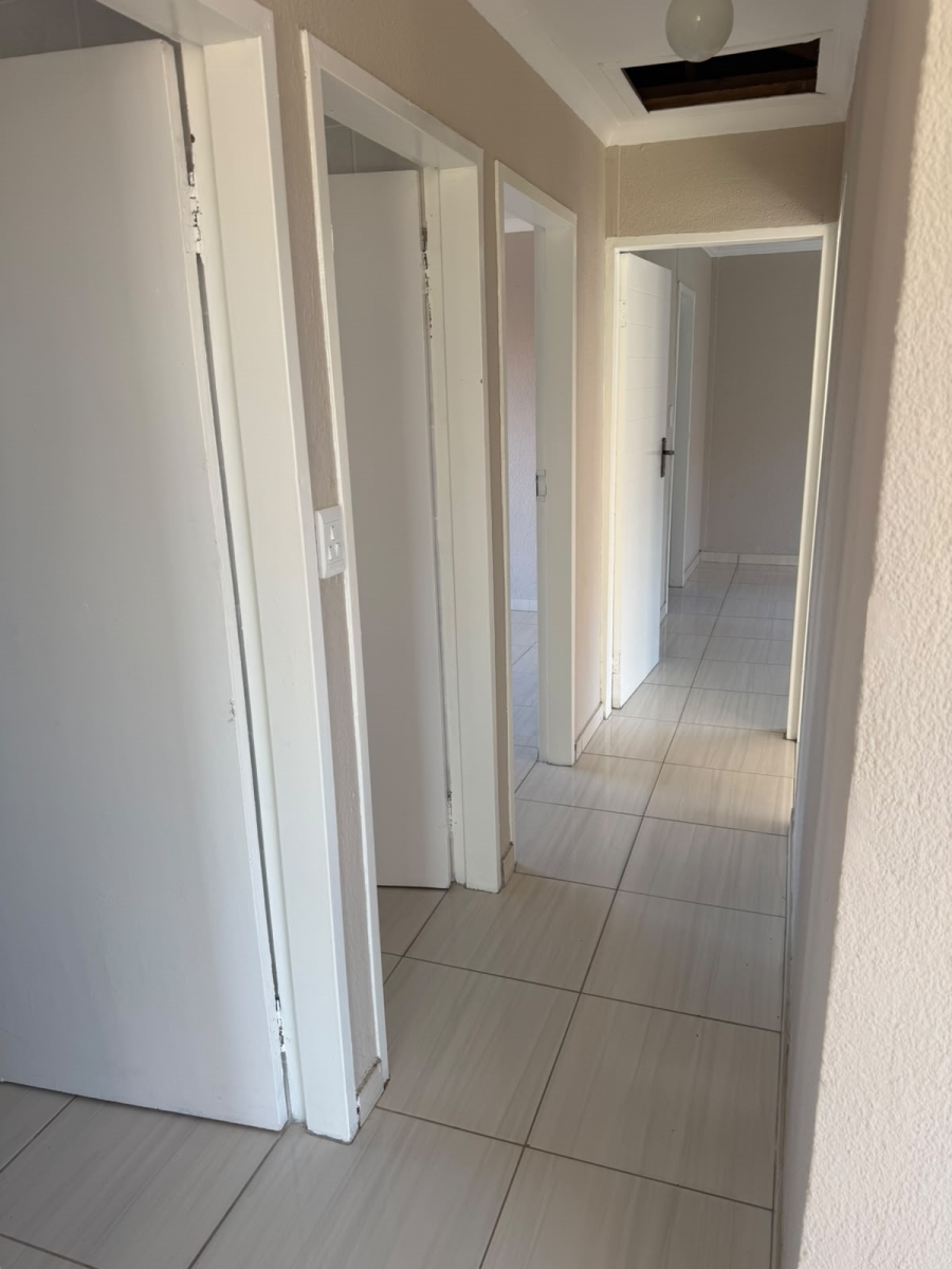 3 Bedroom Property for Sale in Tlhabane West North West